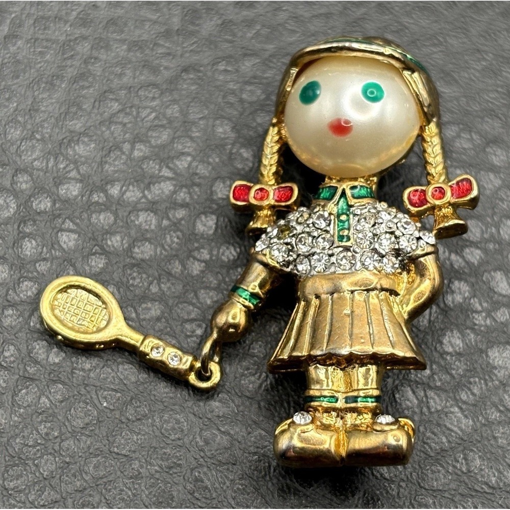 VTG Girl Tennis Player Racket Moving Dangle Doll Faux Pearl Rhinestone Brooch